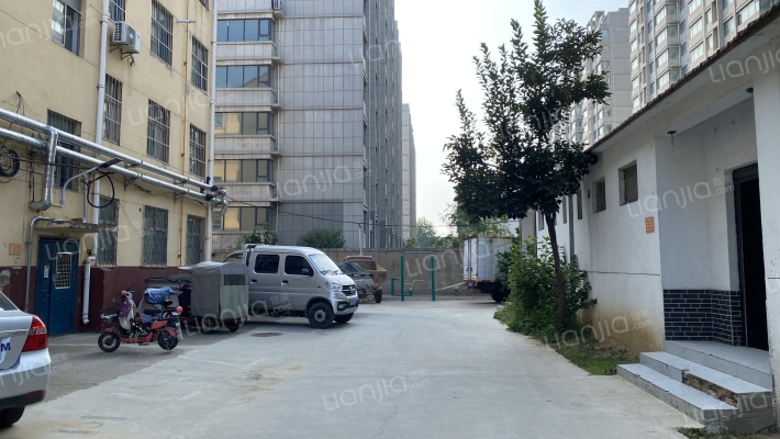 规划局宿舍外景图