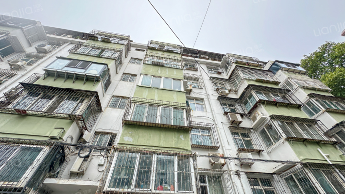 武装部家属楼外景图