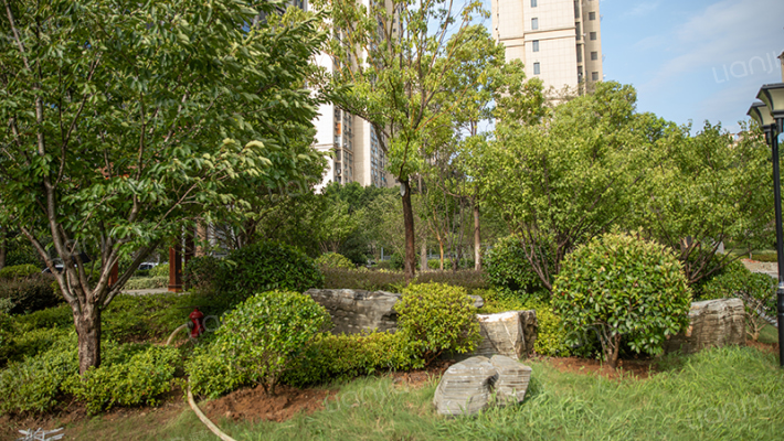 东方广场外景图