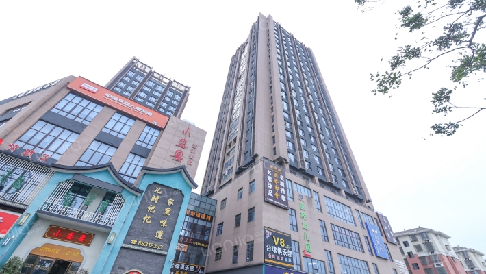 青山湖南大道外景图