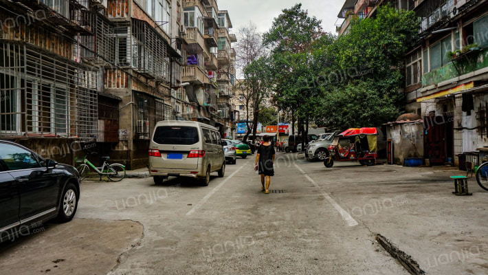 毛纺小区外景图