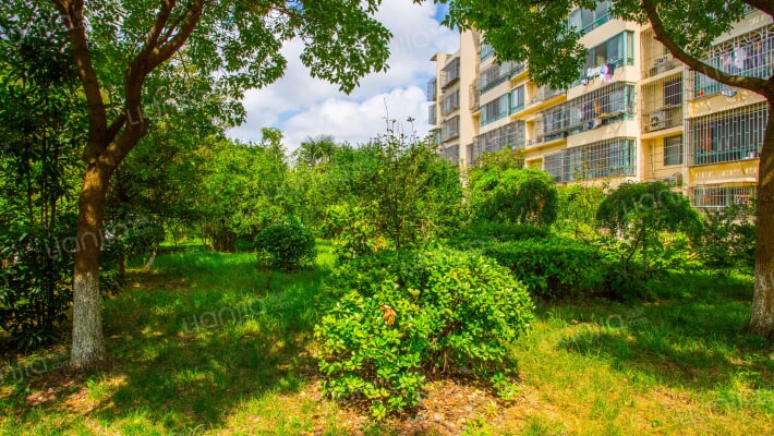 月亮湾园外景图