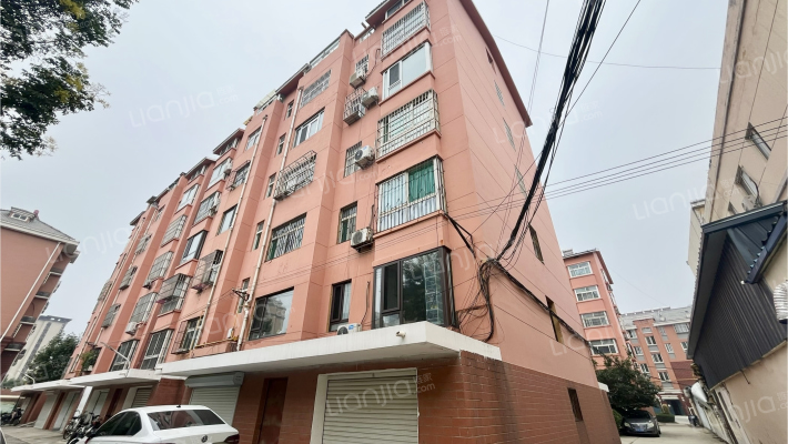 山泉路劳动局宿舍外景图