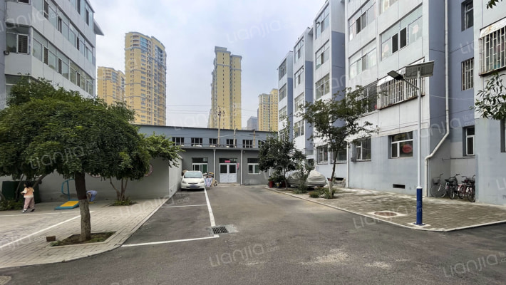 小店土地局宿舍外景图