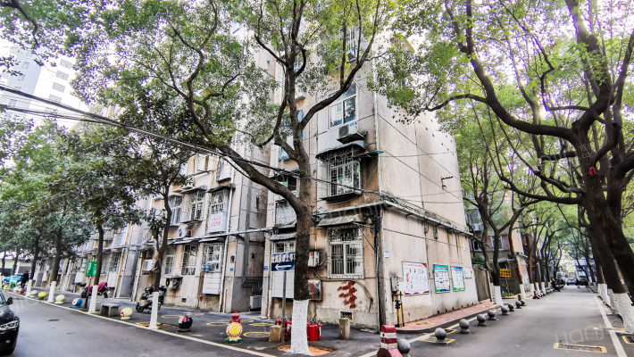 湖南石油化学工业局小区外景图