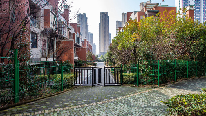 伊顿阳光外景图