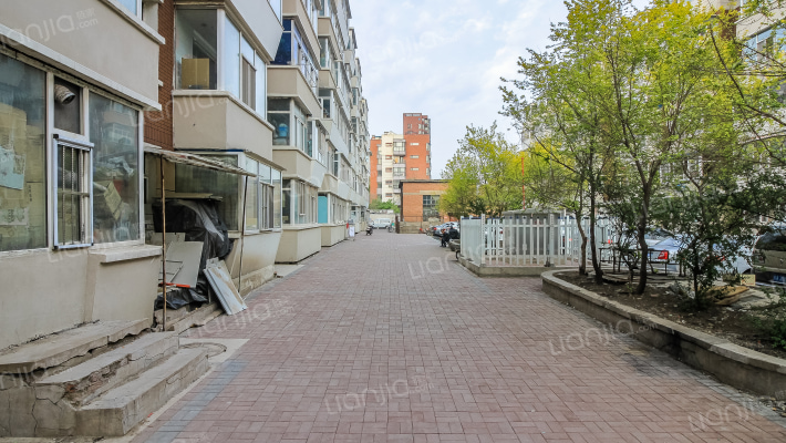 马市小区外景图