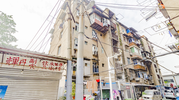 解放大道92号外景图