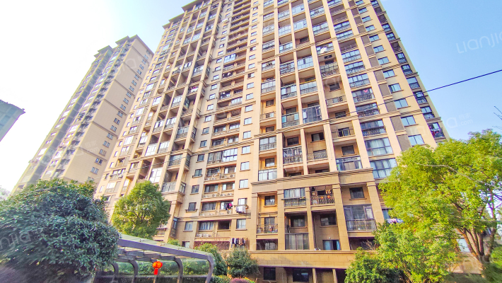 万联花园外景图