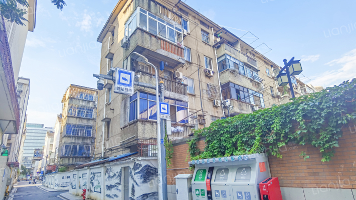 紫荆花园外景图