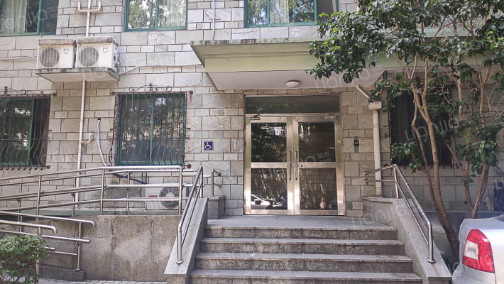 申德公寓外景图