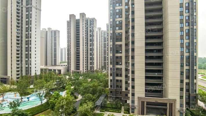 美的东湖天城外景图