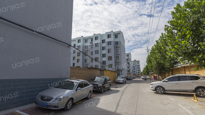 车站小区外景图