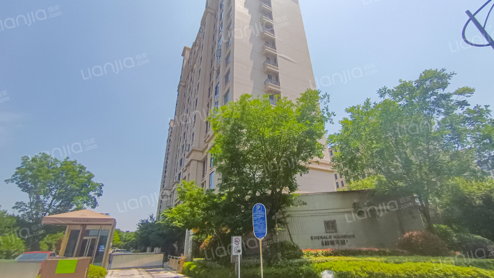 万科翡翠天御外景图