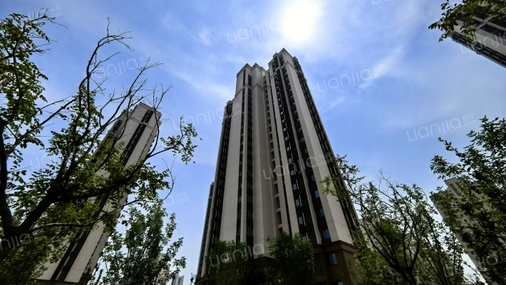 邓善沽北苑外景图