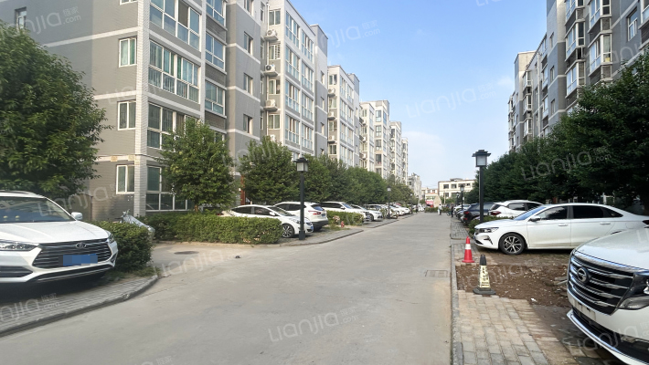 佳信花园外景图