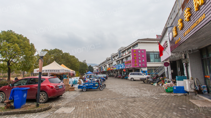 嘉福广场外景图