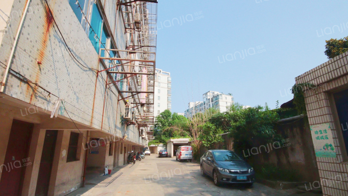 金沙新金东路纺工宿舍外景图