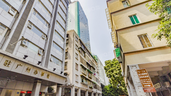 尚峰酒店公寓外景图