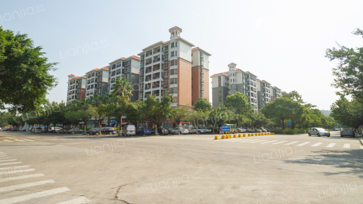 大岗翡翠蓝湾东区外景图