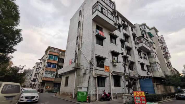 后亭子社区恩波大道外景图