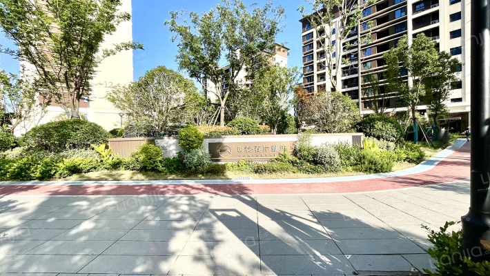 彰泰春岸雅筑外景图