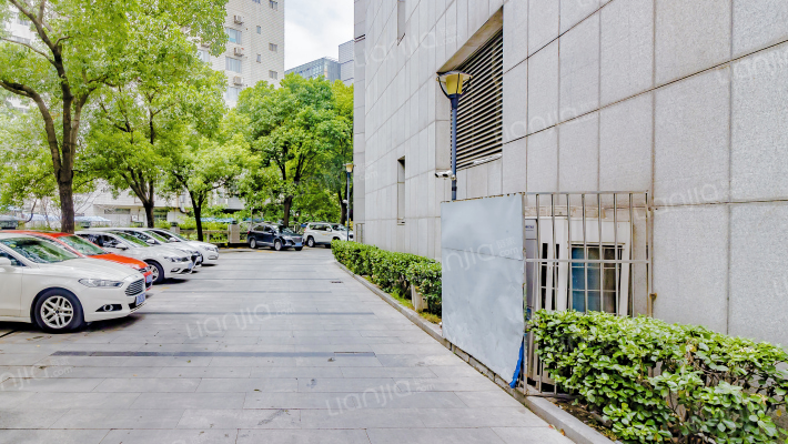 宏图大厦外景图