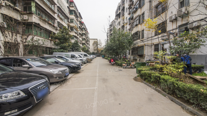 中建七局家属院外景图