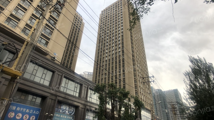 万锦和平里外景图