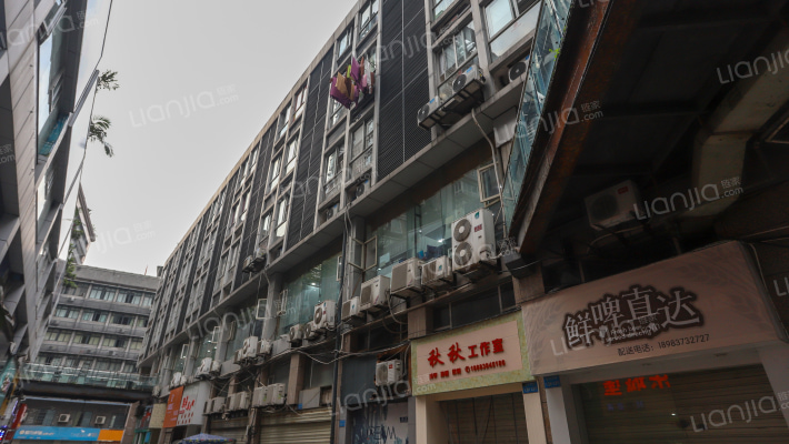 摩尔公寓外景图