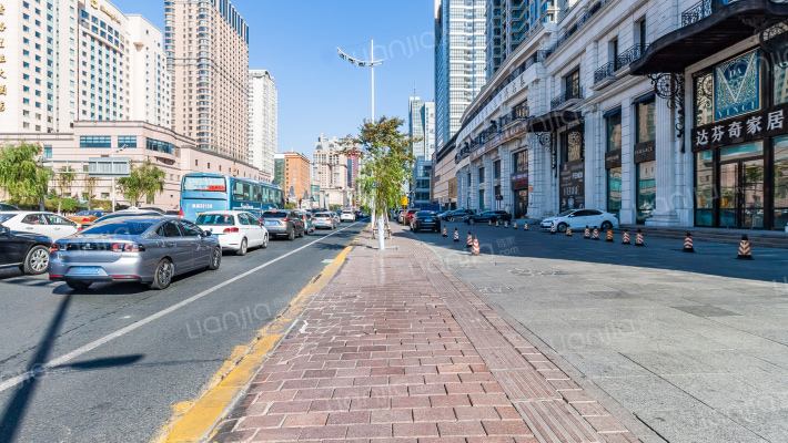 上实浪琴水岸外景图