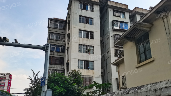 五矿公司宿舍外景图