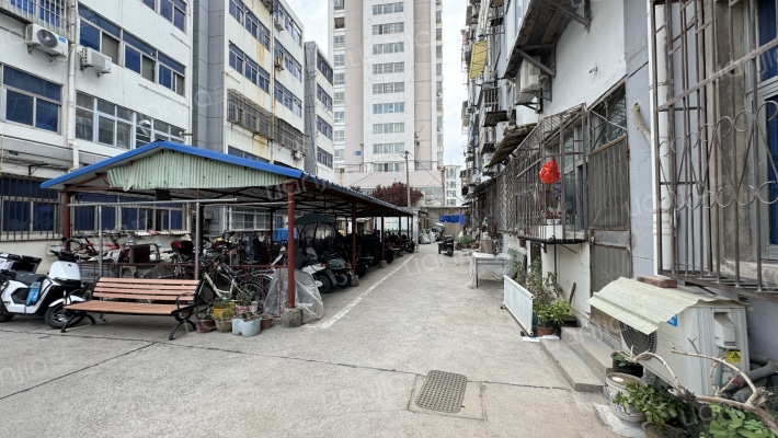 民主南路102号外景图