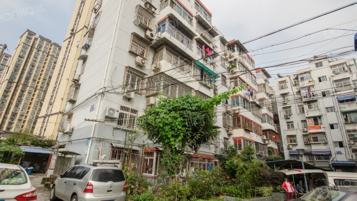 钟阜路28号外景图