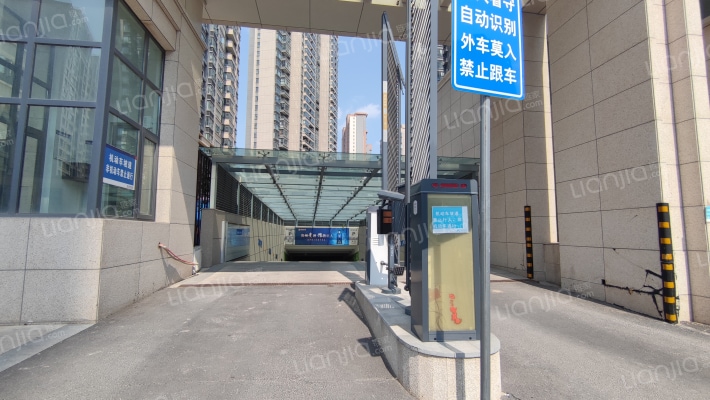 泰宏建业国际城15号院外景图