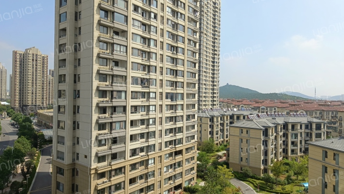 枫林学府外景图