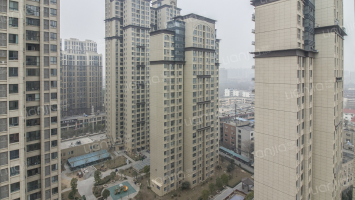 紫檀华都外景图