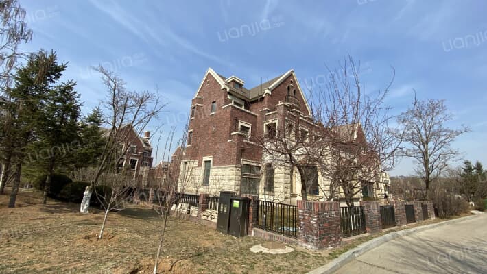 世茂爵世山外景图