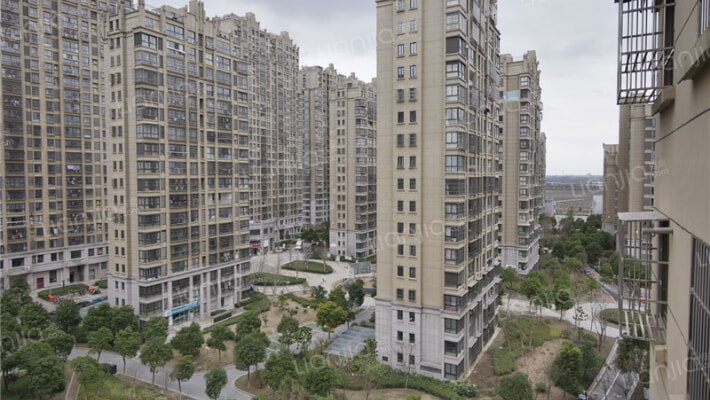 柏润花园外景图