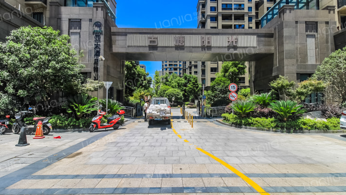 古塘阳光外景图