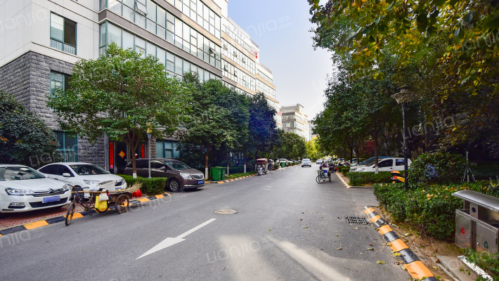 总部企业基地外景图