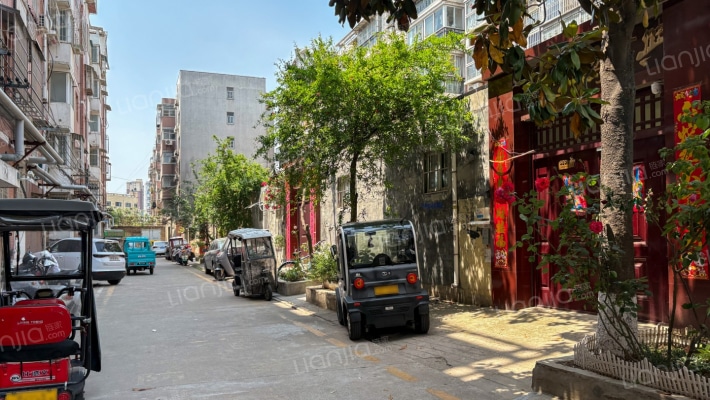 广播电台家属院外景图