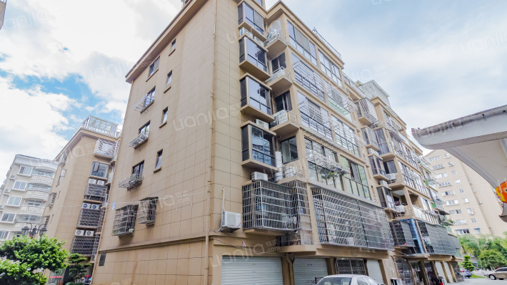 锦宏嘉园外景图