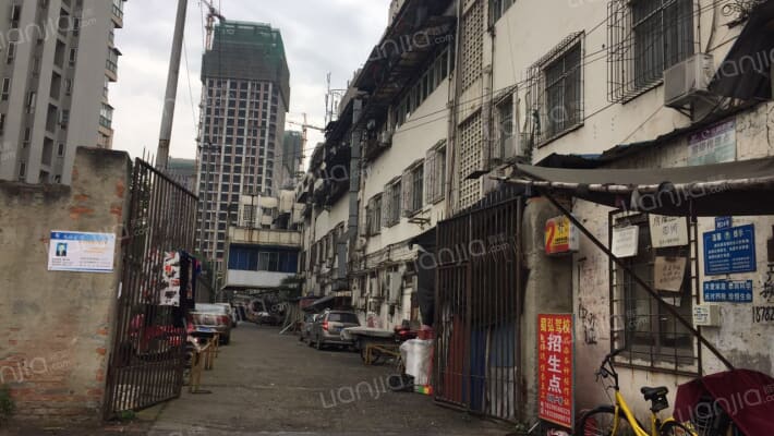 蓉北商贸大道199号外景图