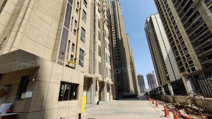 海鸿国际外景图