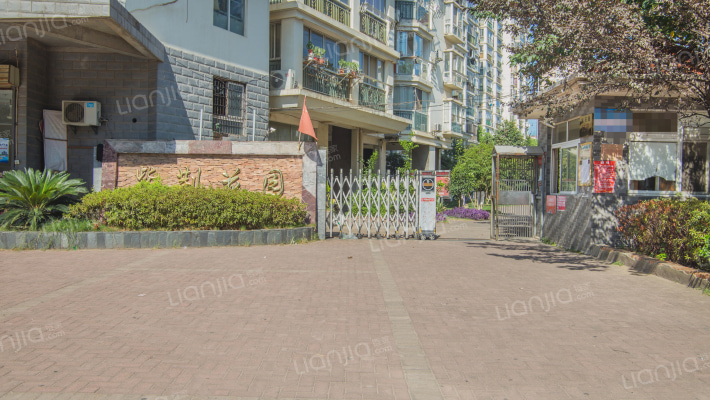 紫荆花园外景图