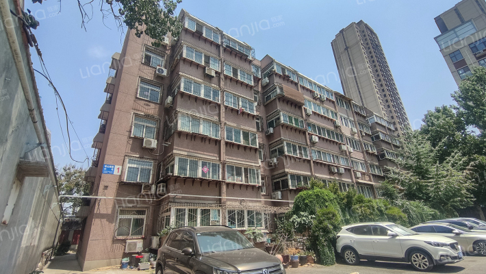 济南四十六中宿舍外景图