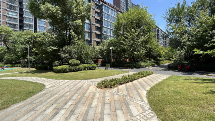 龙湾世家外景图