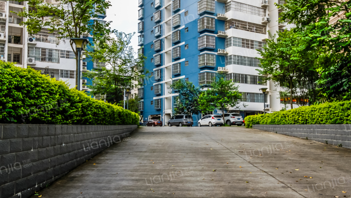 广西壮族自治区戏剧京剧团大院外景图