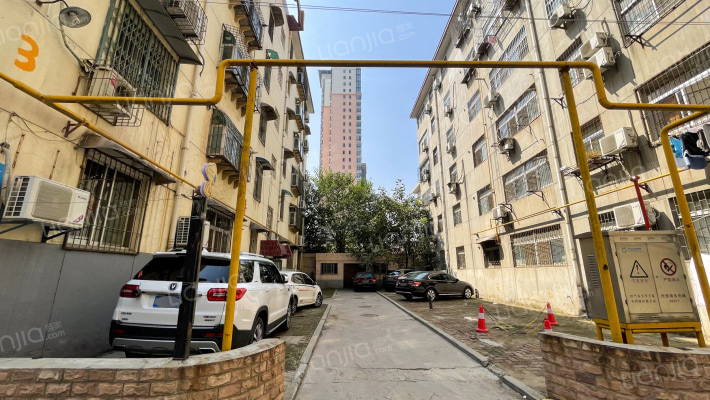 泰和小区外景图